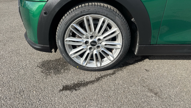 MINI Hatchback 1.5 Cooper Exclusive 5dr Petrol Hatchback